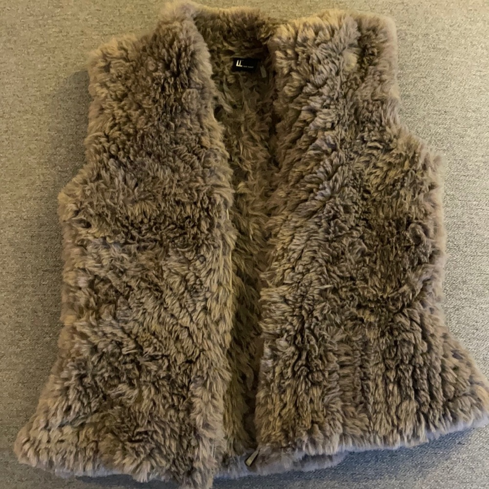 Faux fur vest - great condition